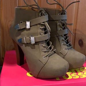 Olive green lace up bootie